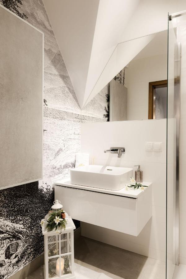 Royal & Zakopane-cyrhla Apartment *