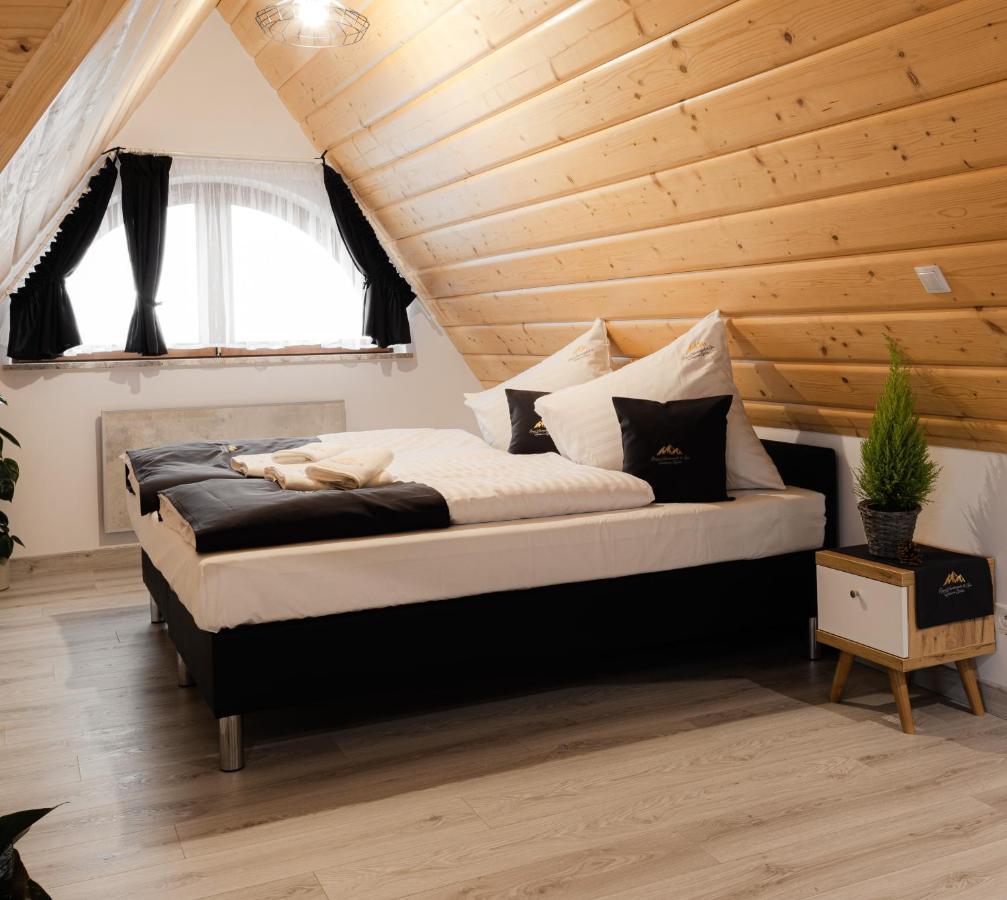 Royal & Zakopane-cyrhla *